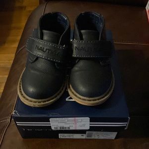 Nautica toddler boots